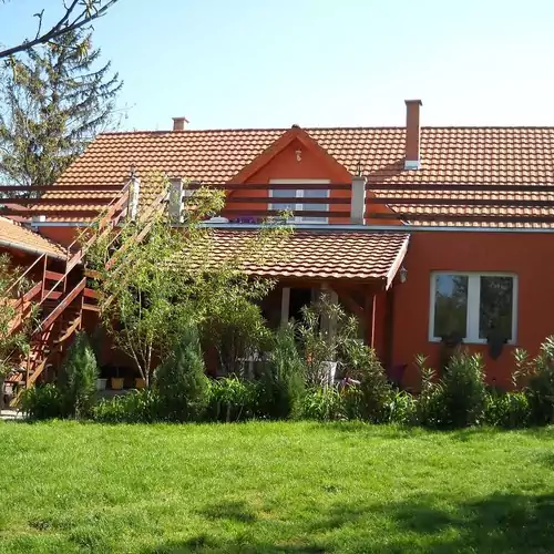 Csilla Vendégház Balatonszárszó 012 kép
