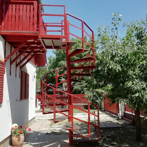 Meseházikó Agárd 003 kép