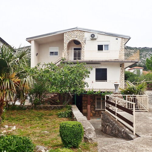 Apartmani Darija Starigrad  2