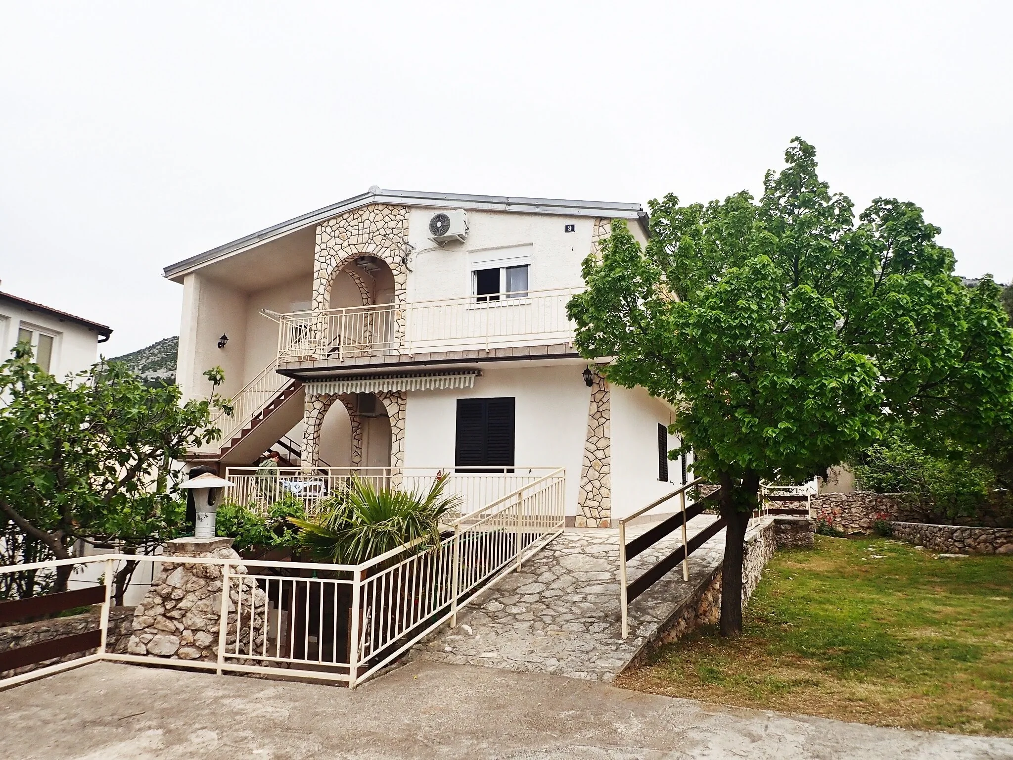 Apartmani Darija Starigrad