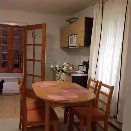 Viktória Apartman Szigetvár 004 kép