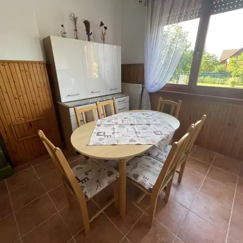 Joli Apartman Balatonmáriafürdő 009 kép