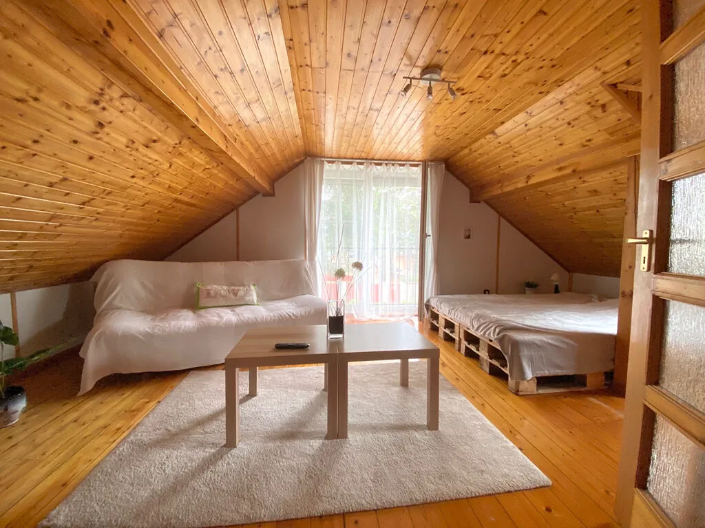 Unita Apartman Balatonakarattya