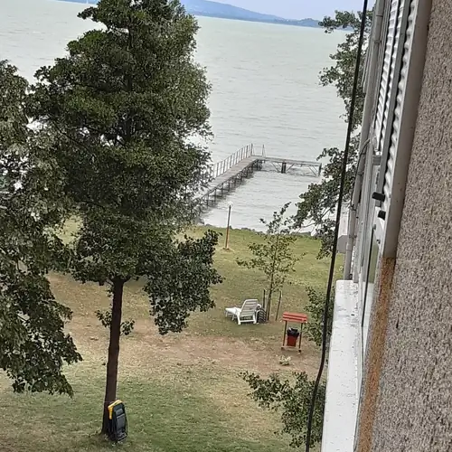 Balatonparti Családi Apartman Balatonfenyve 001 kép