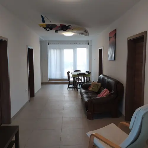 7 &aacute;gyas apartman nappali