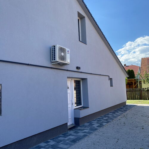 Három Apartmanház Balatonlelle  2