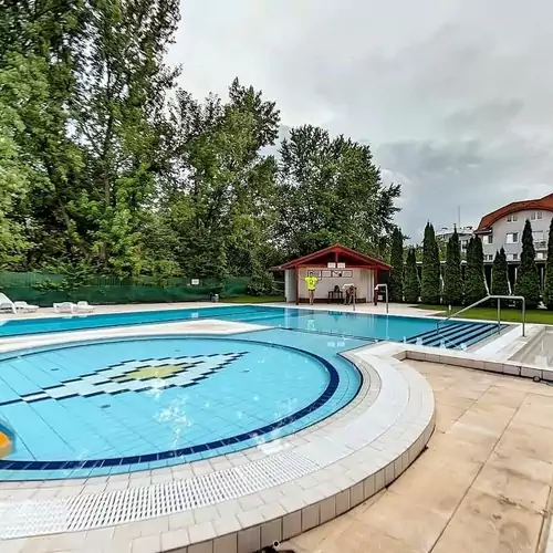 Eszti Wellness Apartman Hajdúszoboszló 002 kép