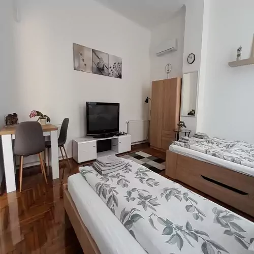 Déri Kert Apartmanház B Baja 004 kép