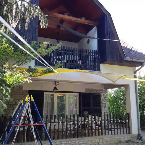 Júlia Apartman Balatonszeme 002 kép