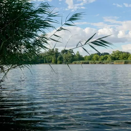 Kis Tisza Horgász Vendégház Tiszaug 005 kép