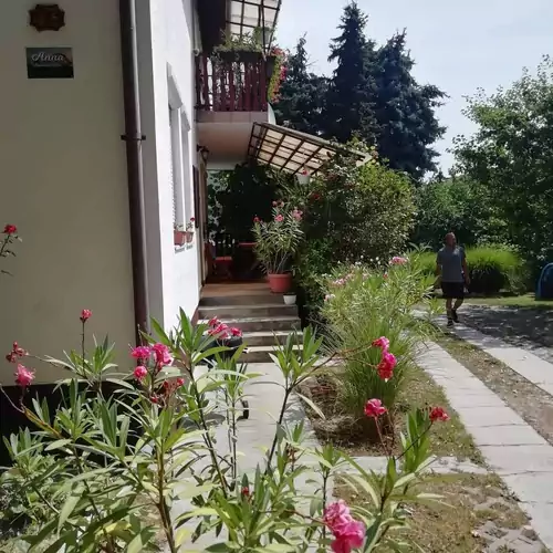 Anna Apartmanház Balatonboglár 002 kép