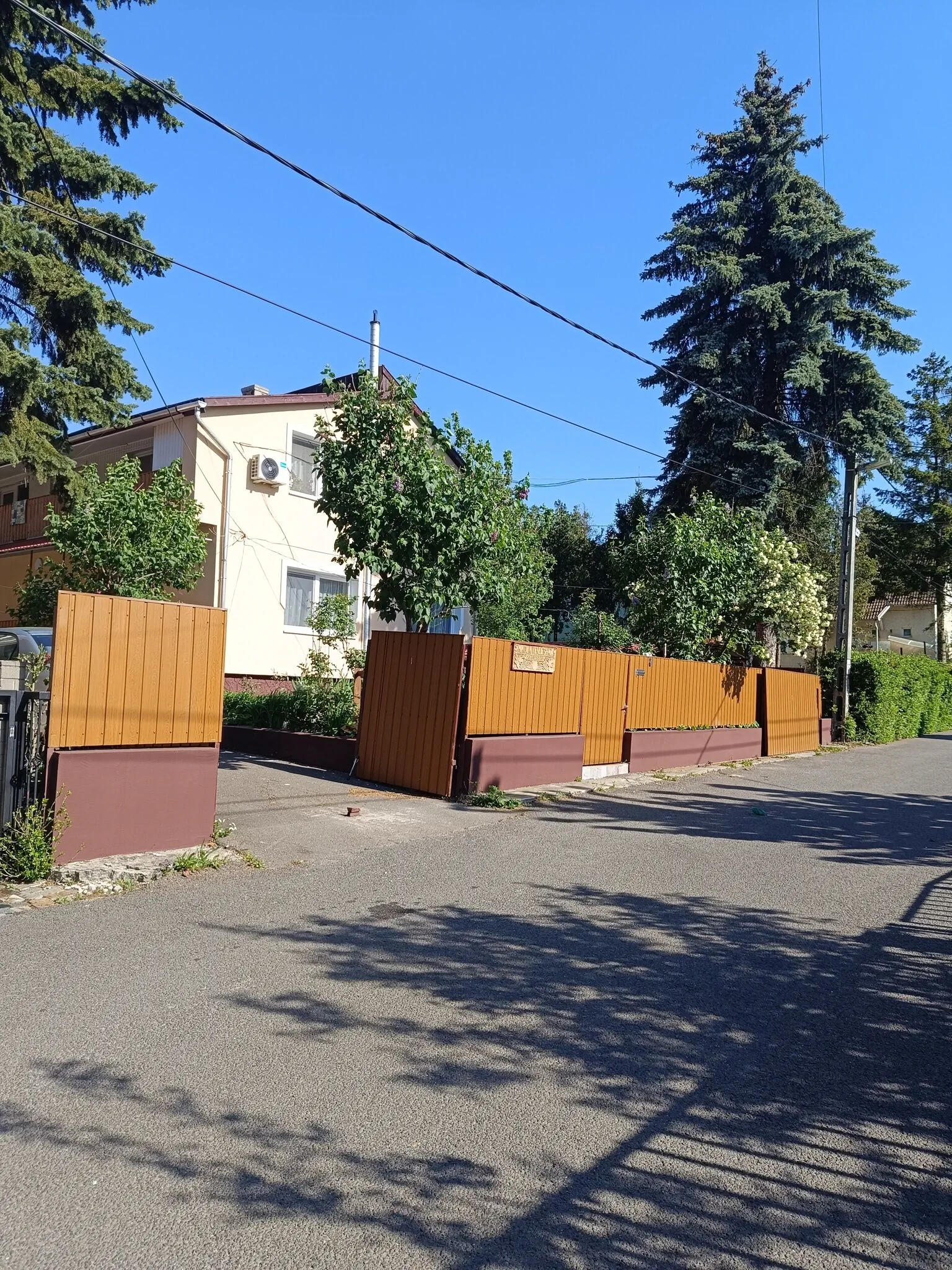 Mikola Vendégház Pálosvörösmart