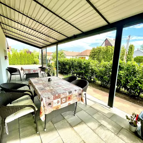 Peter & Roza Modern Apartmanház Balatonmáriafürdő 009 kép