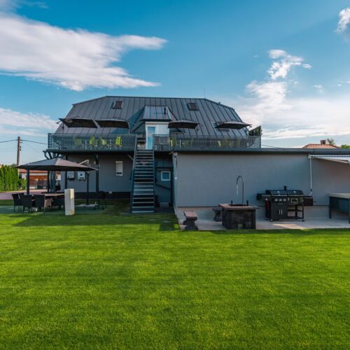 Peter & Roza Modern Apartmanház Balatonmáriafürdő  2