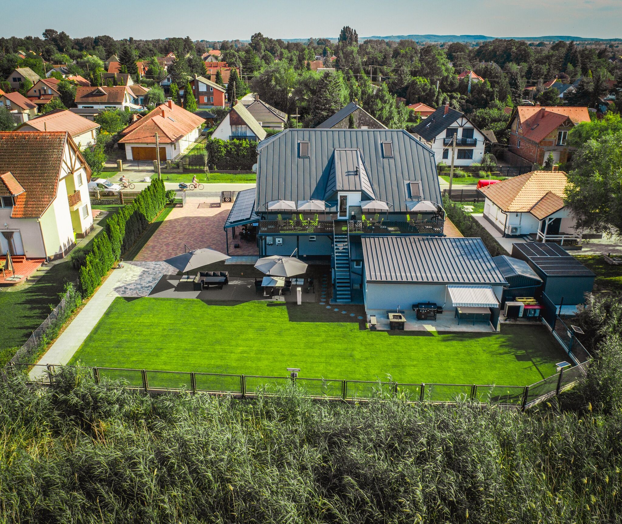 Peter & Roza Modern Apartmanház Balatonmáriafürdő