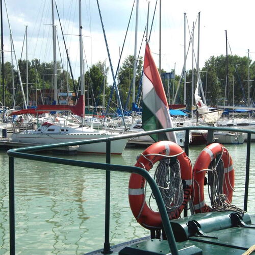 Flóra Apartman Balatonlelle  4