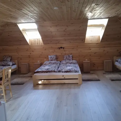 Tetőt&eacute;ri apartman 