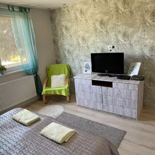 Gólyafészek Apartman Tiszafüred 002 kép