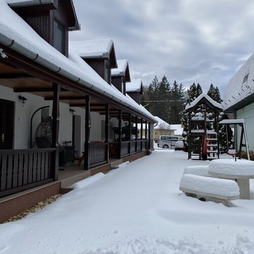 Huta-túra 42 Vendégház**** Újhuta 