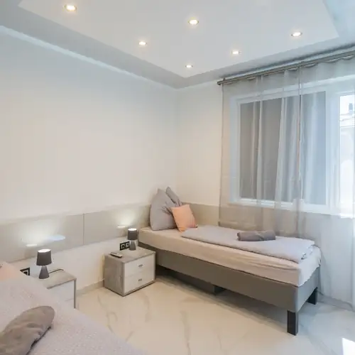 Roni Apartmanok Siófok 008 kép