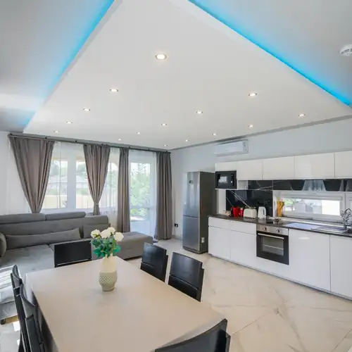 Roni Apartmanok Siófok 017 kép