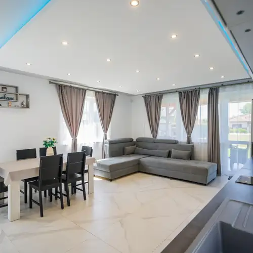 Roni Apartmanok Siófok 021 kép