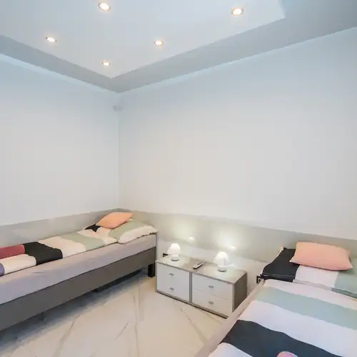 Roni Apartmanok Siófok 036 kép
