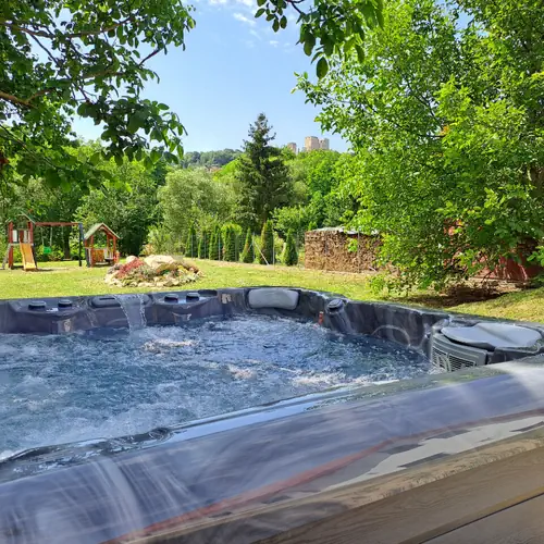 Ferrata V&aacute;r Vend&eacute;gh&aacute;z - Jakuzzi