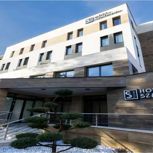 Hotel Szatmári & Étterem Jászberény 002 kép