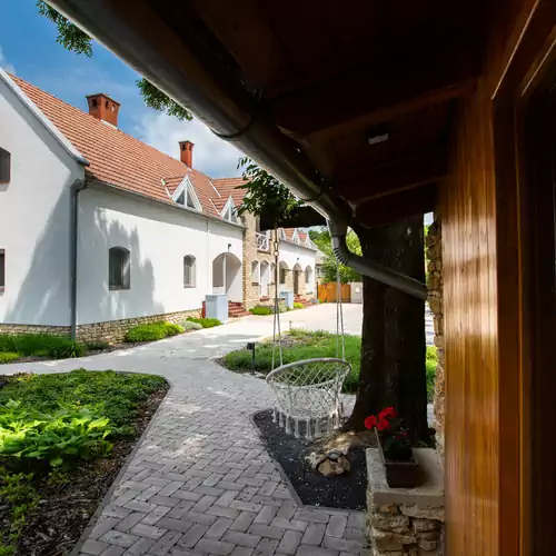 Deres Apartmanház Lókút 051 kép