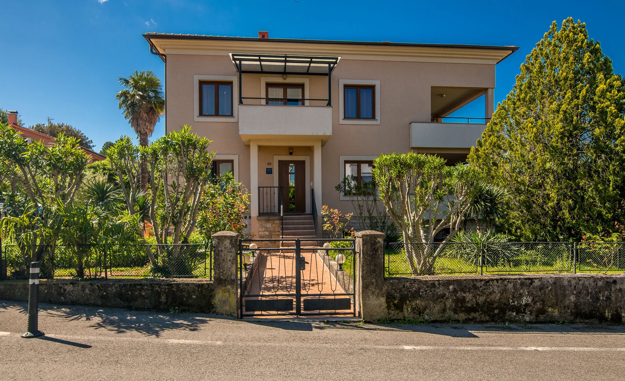 Apartmani Katja Njivice