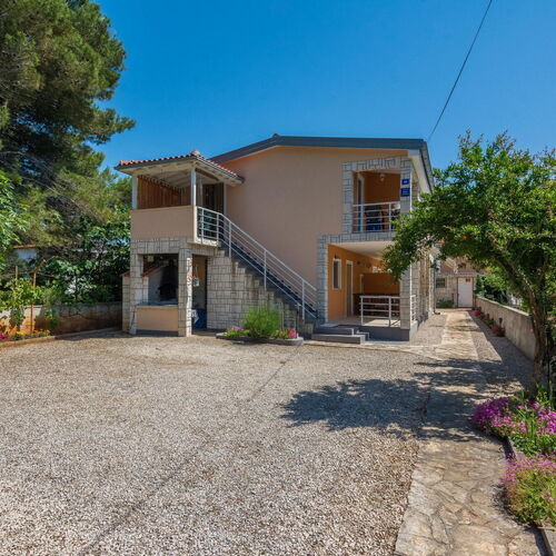 Apartments Horvatic Vir  4