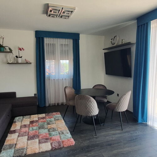 Pipacs Apartman 1. Balatonlelle ★★★★ 4