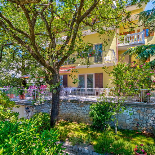 Irena Apartments Selce