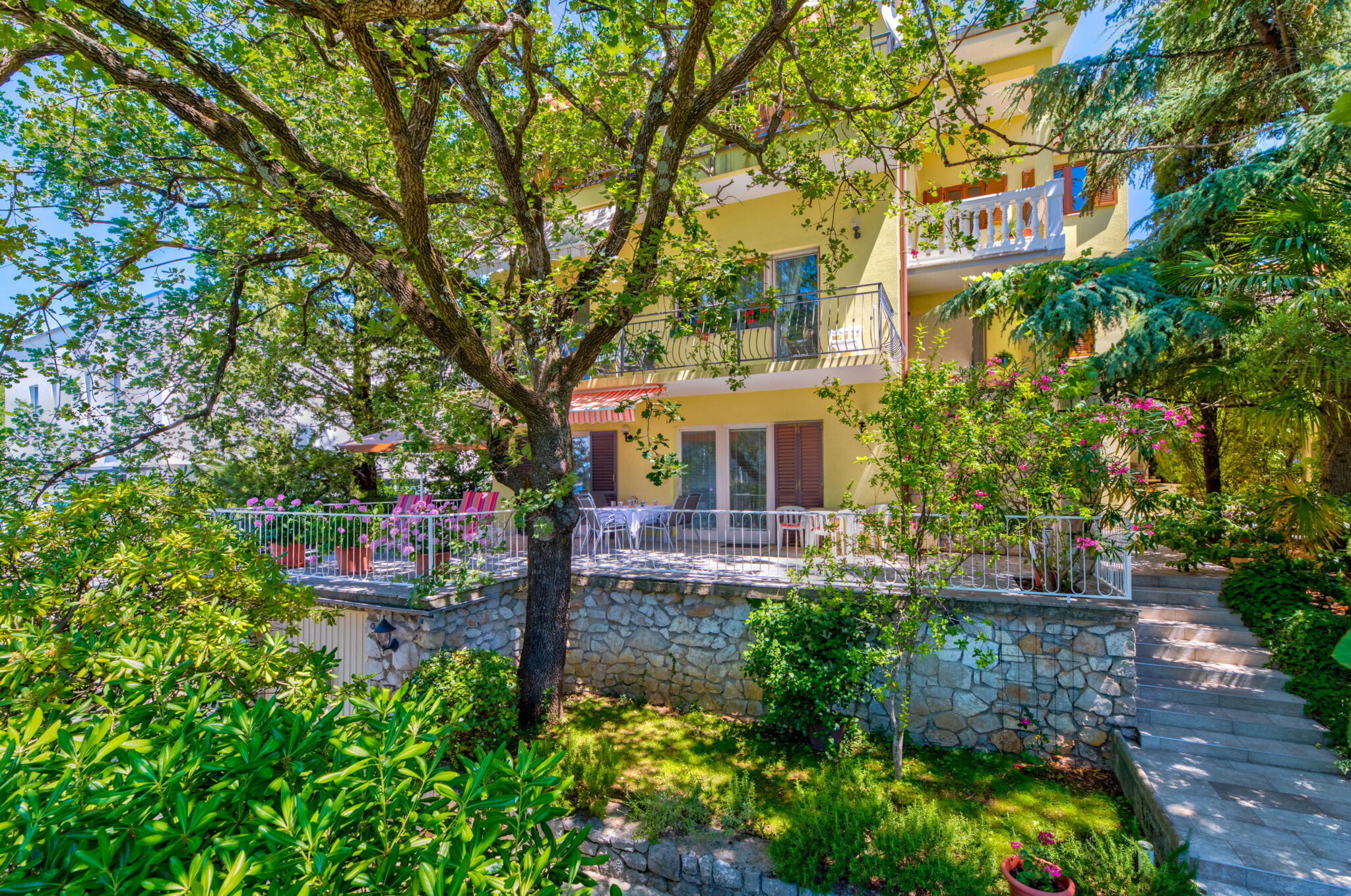 Irena Apartments Selce