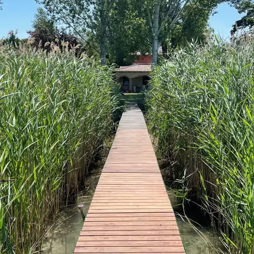 104 - Balatonszárszó Vízparti Luxus Nyaraló 003 kép