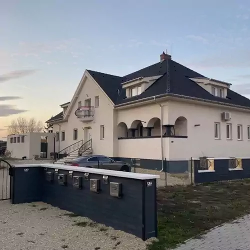 Vitalis Apartman Fertőszentmikló 003 kép