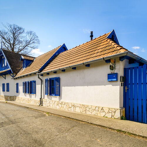 Napraforgó Apartmanház Zebegény