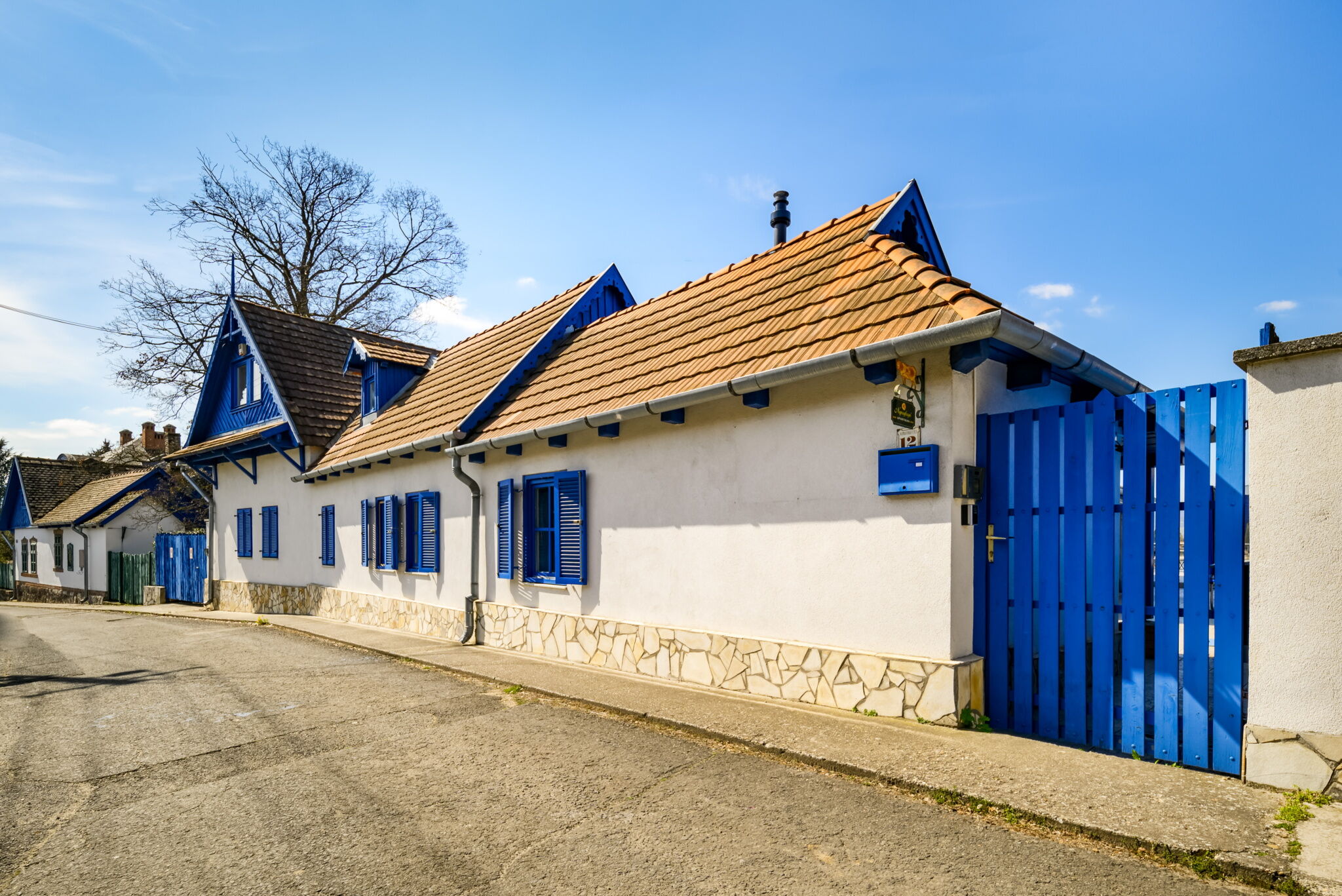 Napraforgó Apartmanház Zebegény