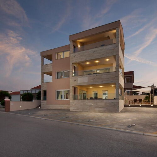 Apartments Vista Royal Vir II  3
