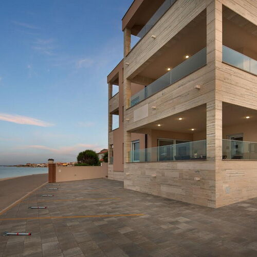 Apartments Vista Royal Vir II  2