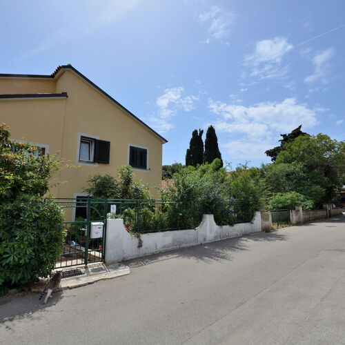 Apartments Pintur Premantura  4
