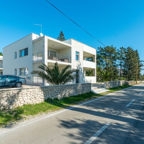 Apartment Martan Vir II  2