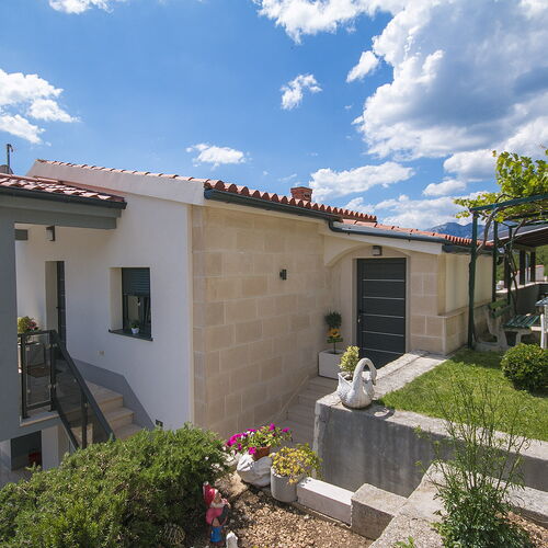 Apartments Villa Nadalina Deluxe Brela  2