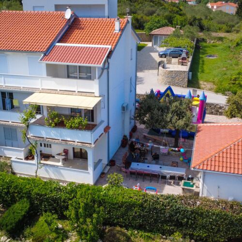 Apartments Biserka G Palit  4