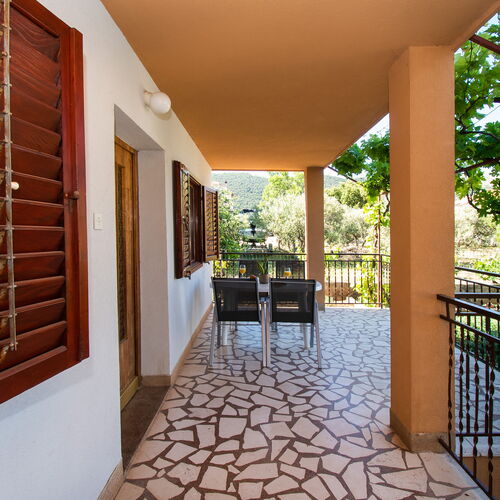 Apartments Vita Niko Grebastica  4
