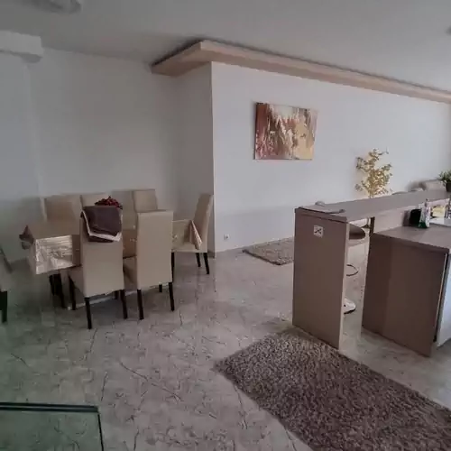 Sarkcsillag Teljes Magánház Szeged 009 kép