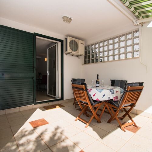 Apartment Pave by Zamalin beach Tribunj