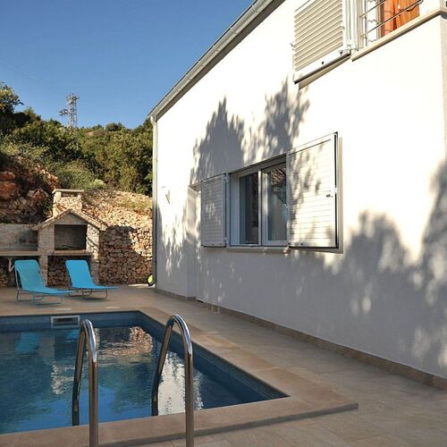 House Josin san Vinisce