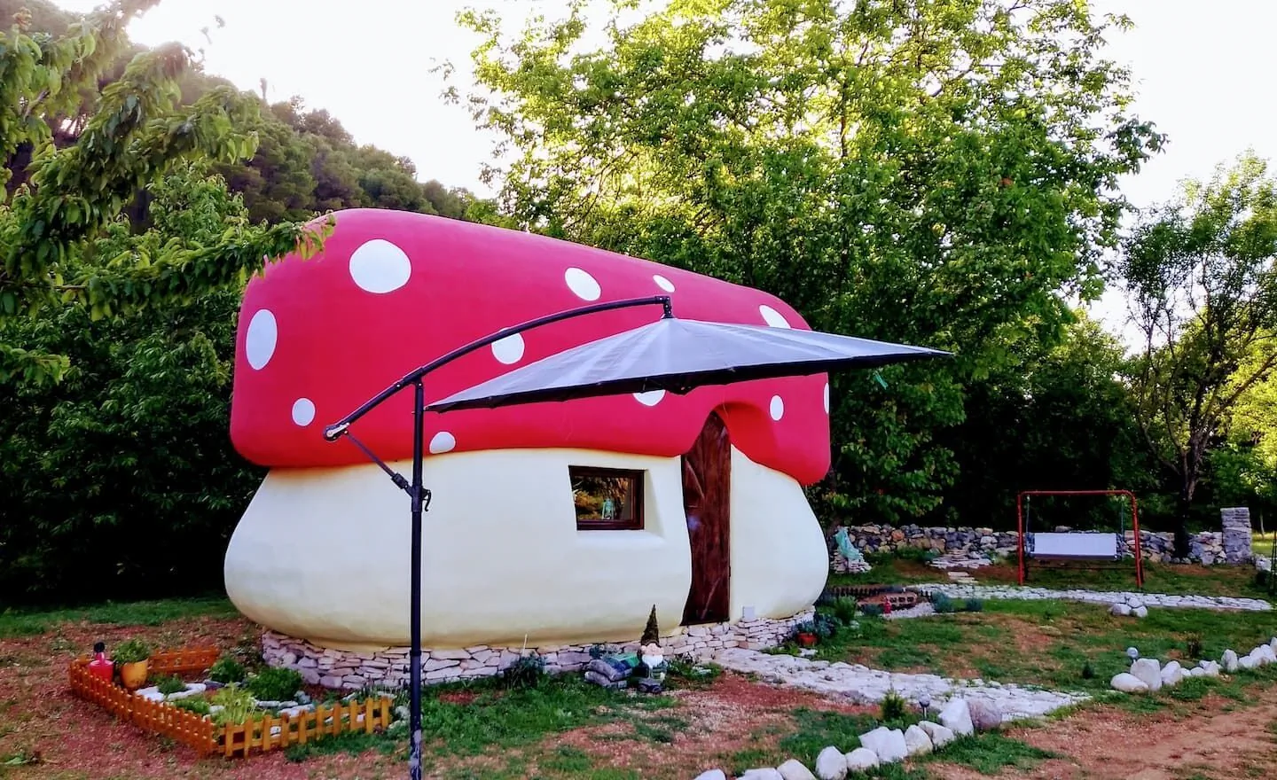 House Fairytale Village Mushroom Rupe